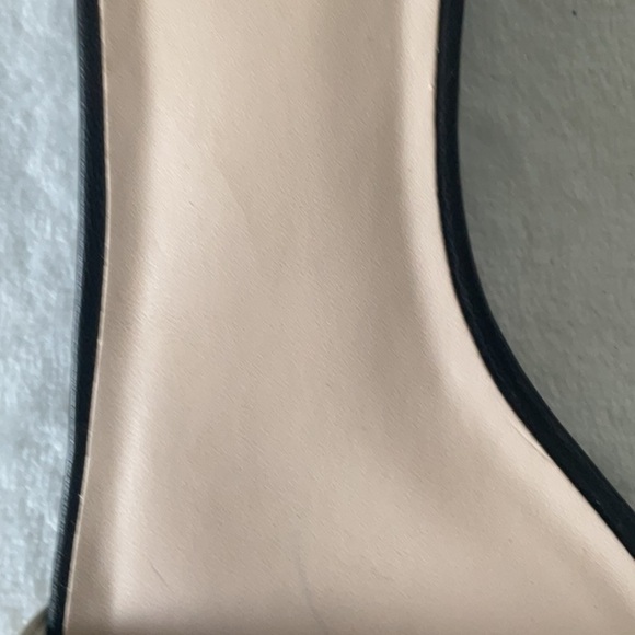 Le Chateau Black and Cream Wedge Sandals - Picture 7 of 7